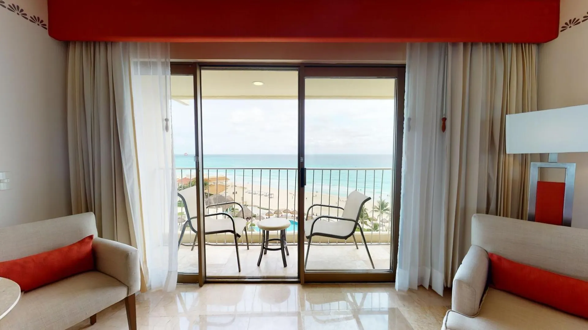 Grand Park Royal Cancún