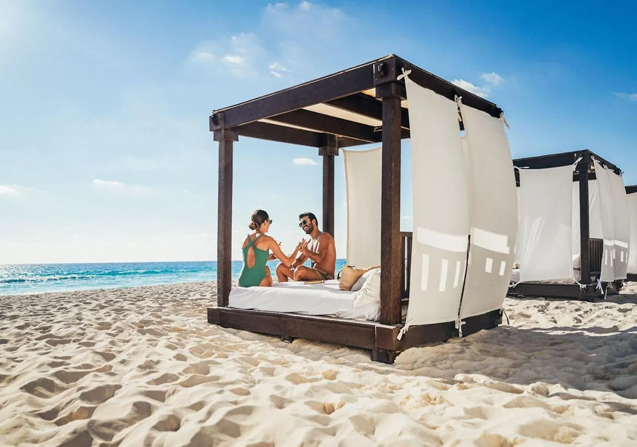 Grand Park Royal Cancún 5*, Cancun Meksika