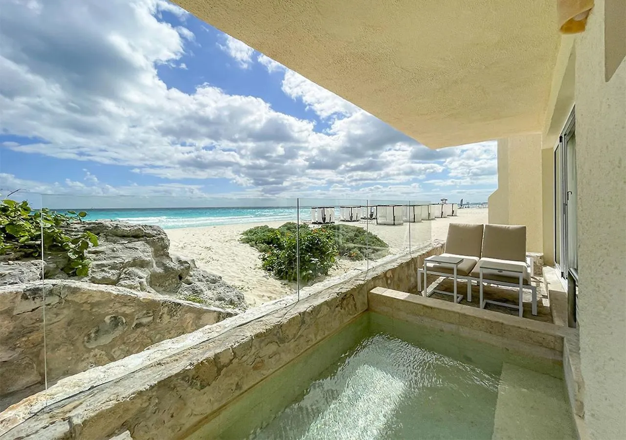 Resort Grand Park Royal Cancun (Adults Only)