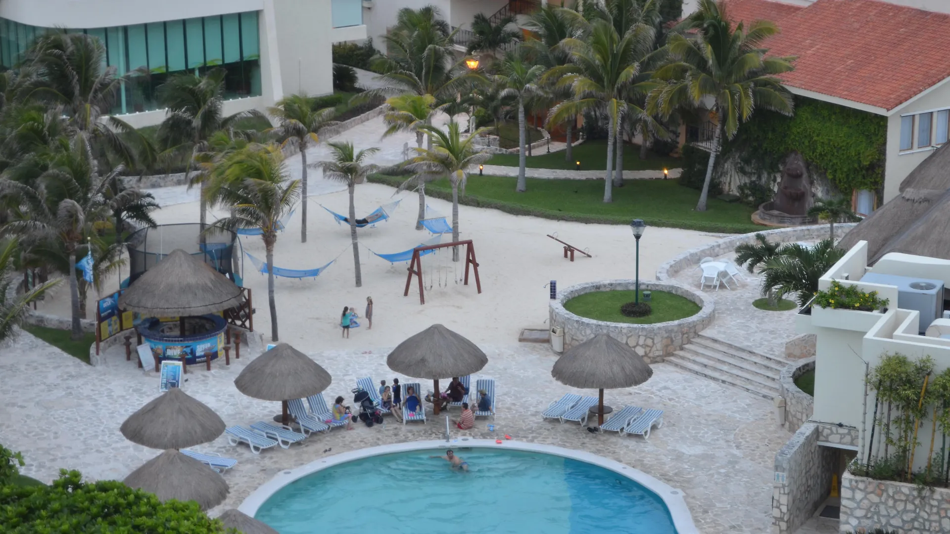 Grand Park Royal Cancun Hotel