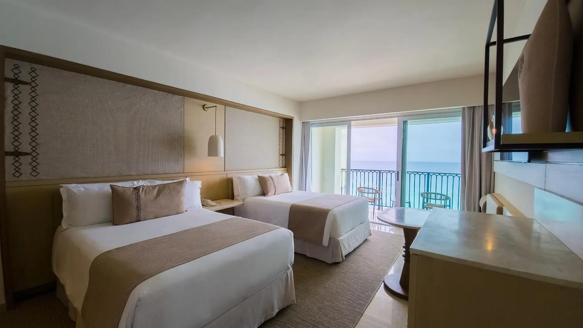 Grand Park Royal Cancun (Adults Only)