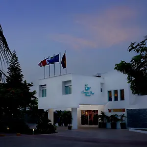 Rezort Bay