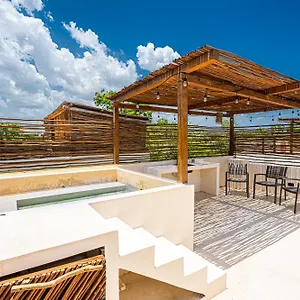 https://tulum-jungle-villas-villa-sexy-mama.tulum-hotels.net
