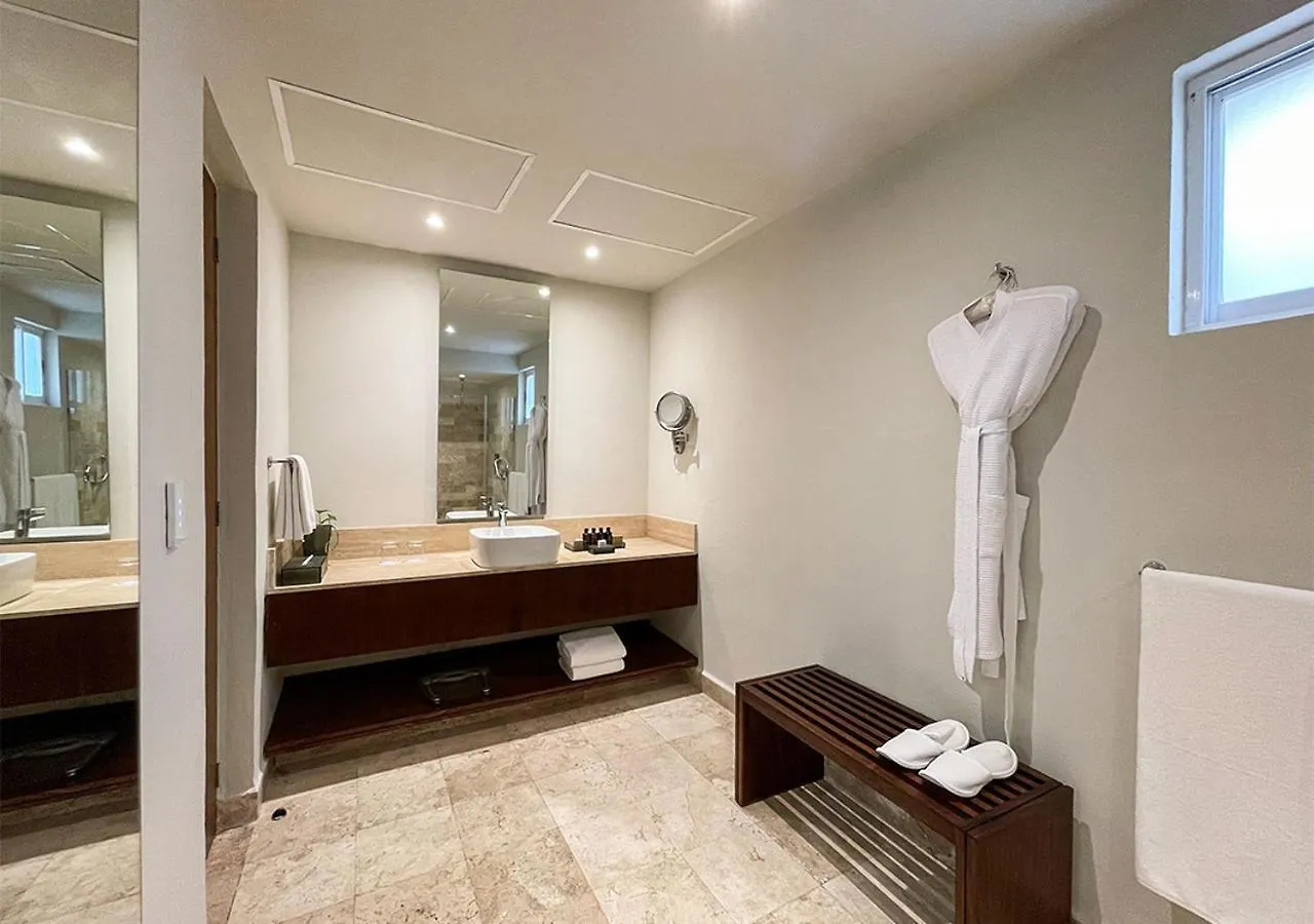 Grand Park Royal Cancun (Adults Only) Resort