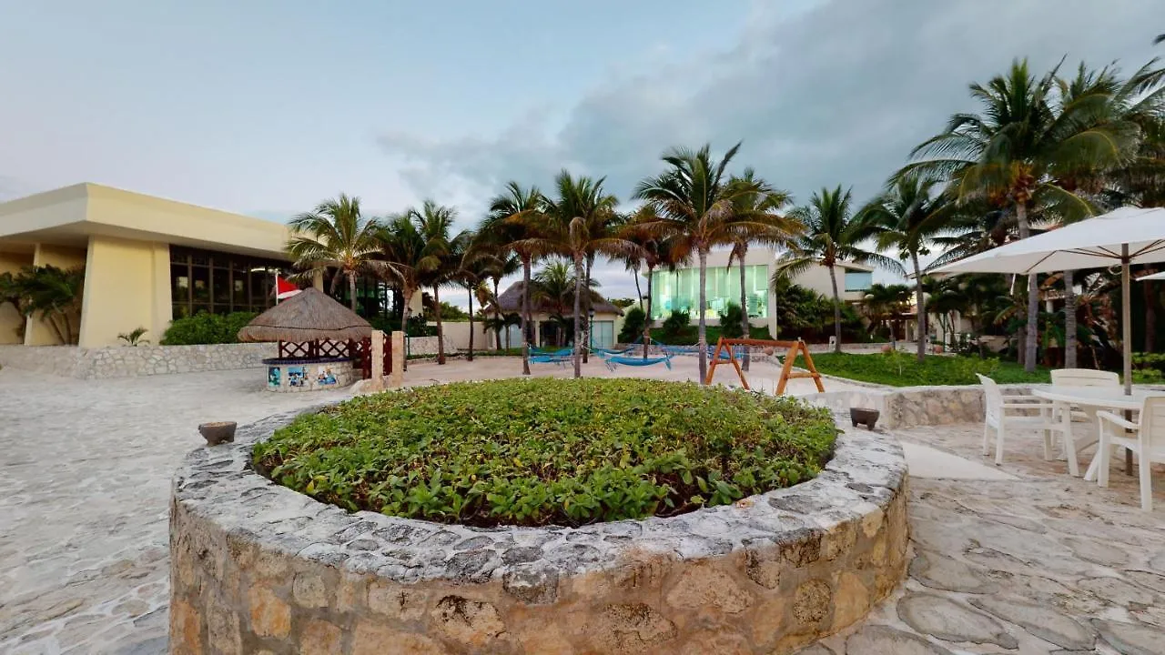 ***** Rezort Hotel Grand Park Royal Cancún Mexiko