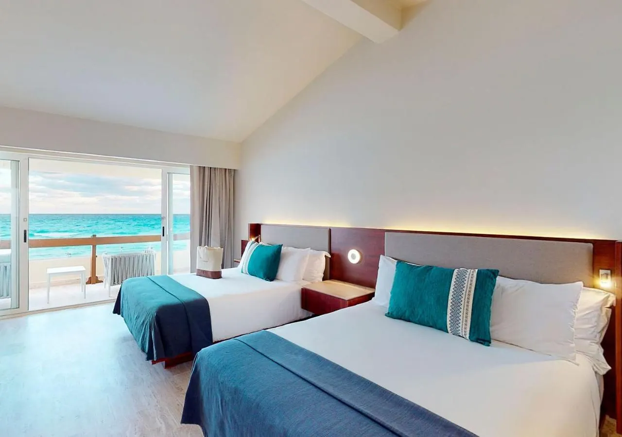 Resort Grand Park Royal Cancun (Adults Only)